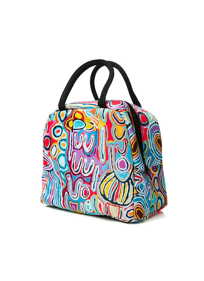 Lunch bag with 2 black handles in a colourful pattern