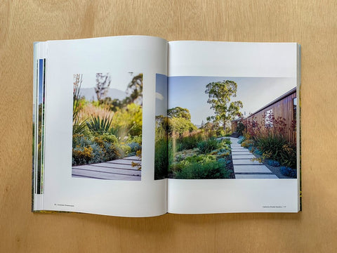 DREAMSCAPES: The Art of Planting in Gardens Inspired by Nature By Claire Takacs (HB)
