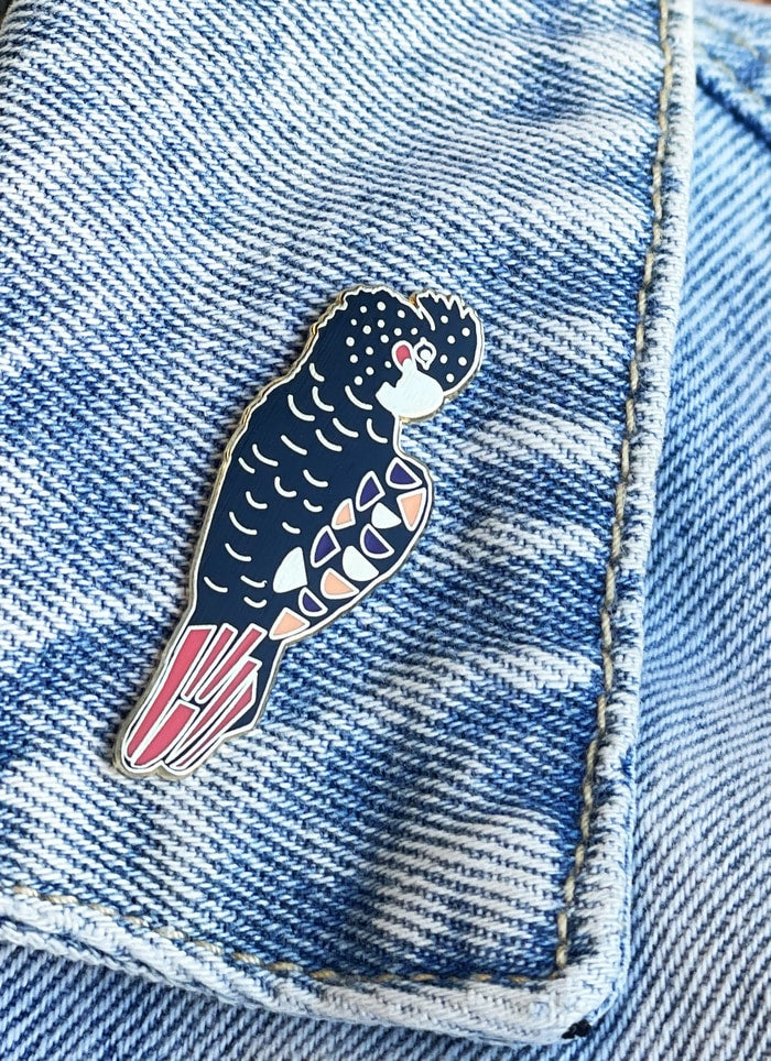 Red-Tailed Black Cockatoo Enamel Pin – Paper Parrot