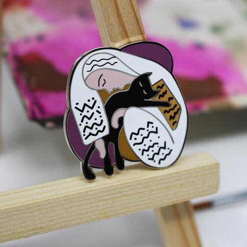 Catisse Hug Enamel Pin